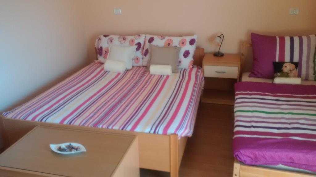 Bed and Breakfast Osterija Na Planinci Дивача Экстерьер фото